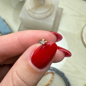 Pupil hall Sprite threadless end 14k yellow gold w/ diamond